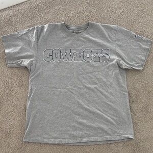 NFL Dallas Cowboys Gray and Navy Graphic Tee